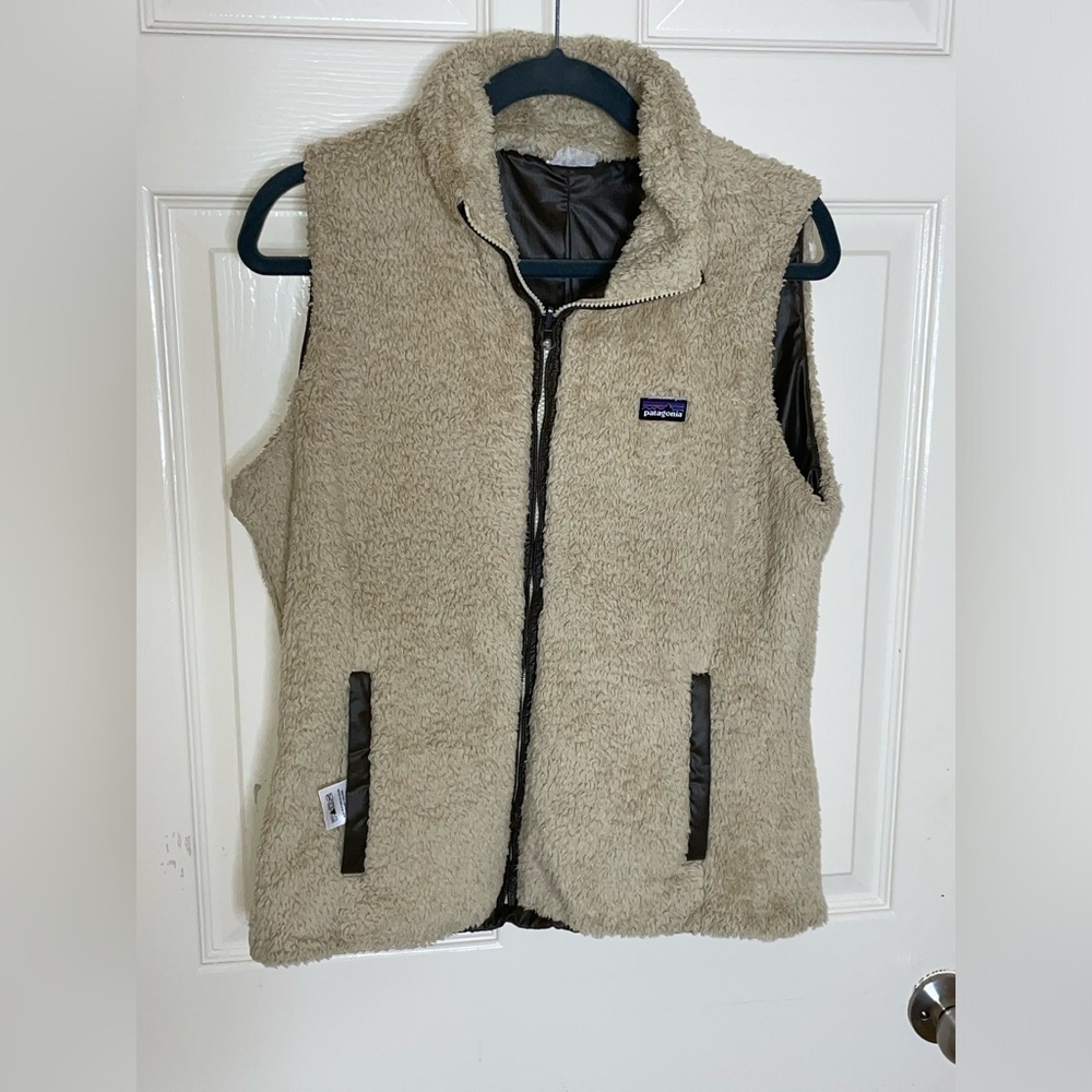 Patagonia reversible Women's Los Gatos Vest Color: Drifter Tan  Size: Large‌‌‌‍‍ - Picture 5 of 11